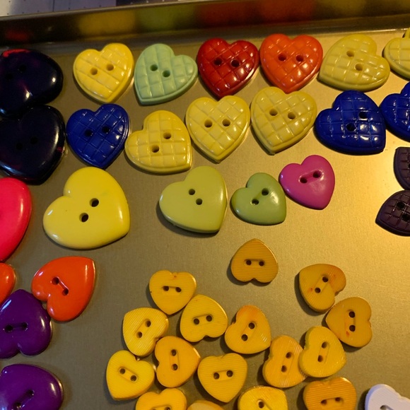 Colorful Heart Shaped Buttons Set - Picture 6 of 8